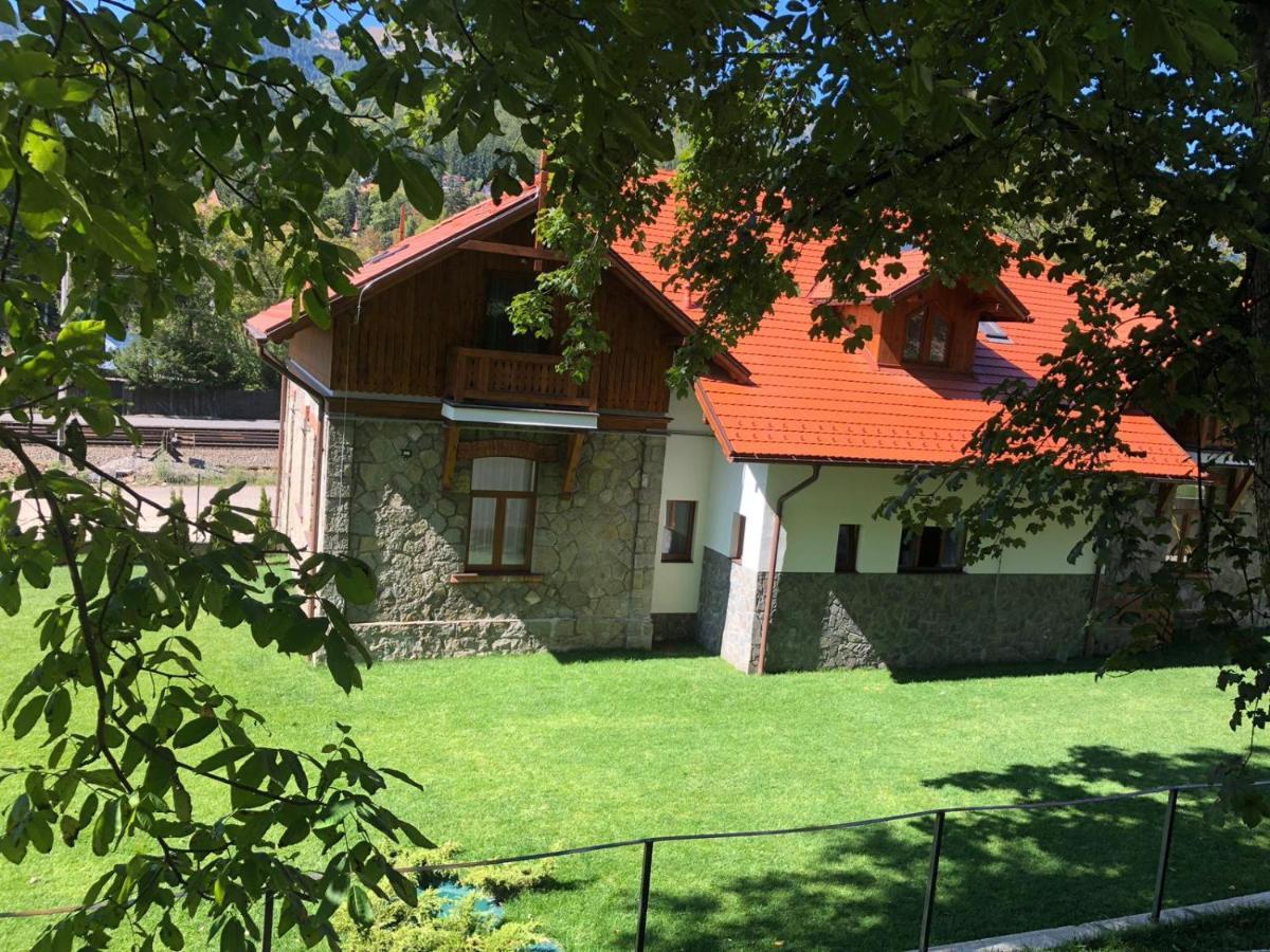 Pensiunea Piscul Cainelui Sinaia Exterior foto
